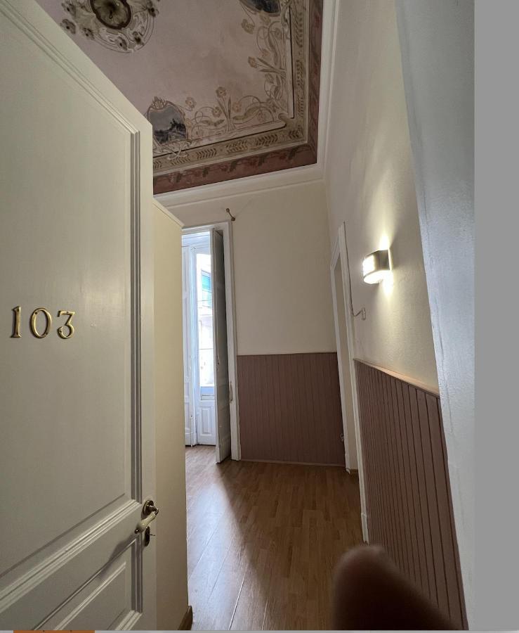 Bed and Breakfast Il Giardino E Gli Affreschi Катания Экстерьер фото